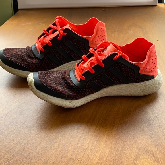 Men's adidas runners - Picture 1 of 6